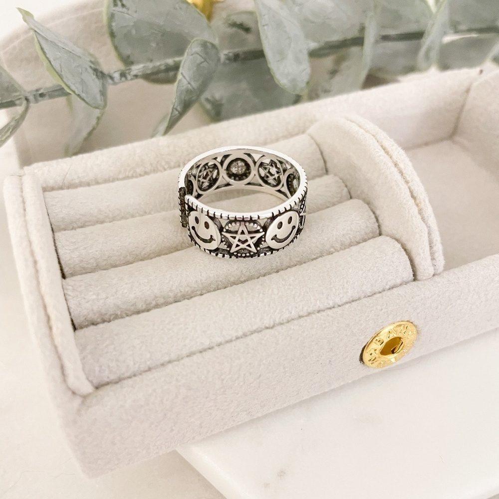 925 Sterling Silver Happy Face Ring Minimalist Ring Band Smiley Face Star Ring - Picture 6 of 11